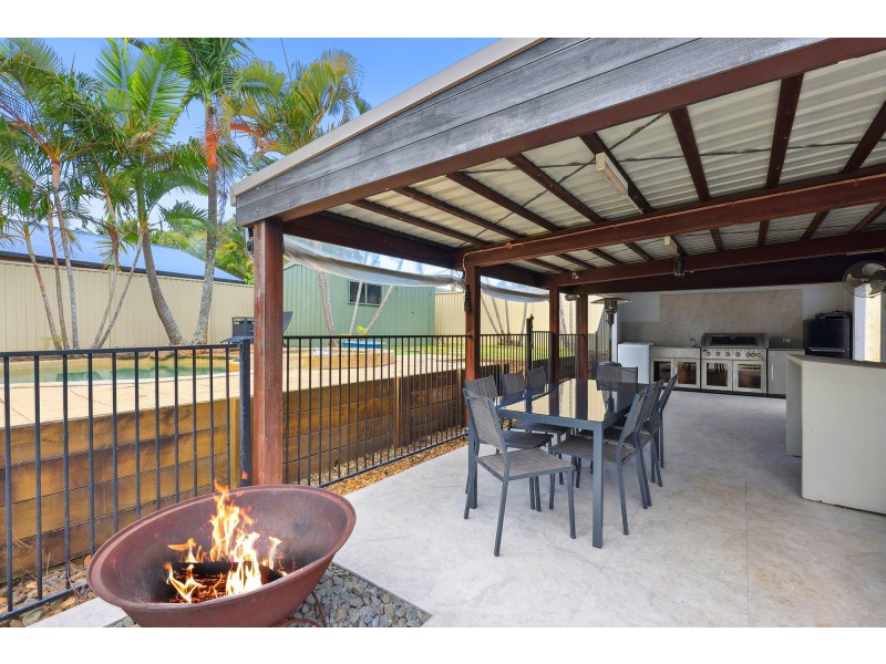 20 Bushtree Court, Burleigh Waters QLD 4220