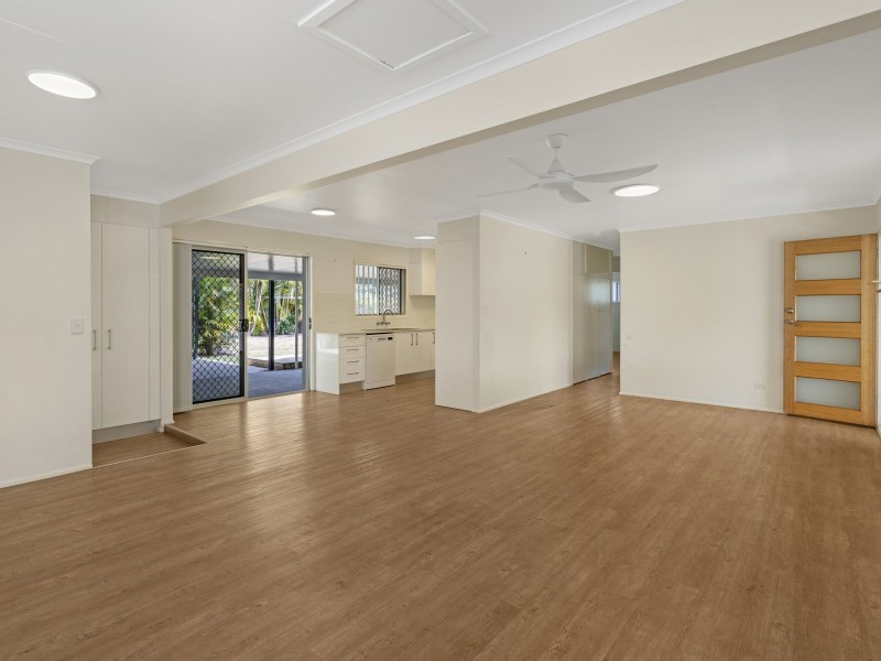68 Twenty Sixth Avenue, Palm Beach QLD 4221