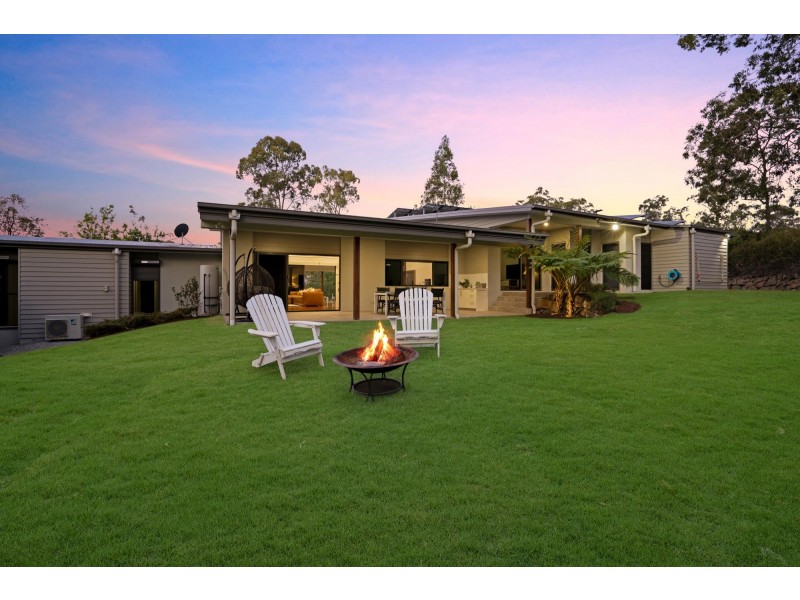 50-52 Forest Ridge Drive, Bonogin QLD 4213