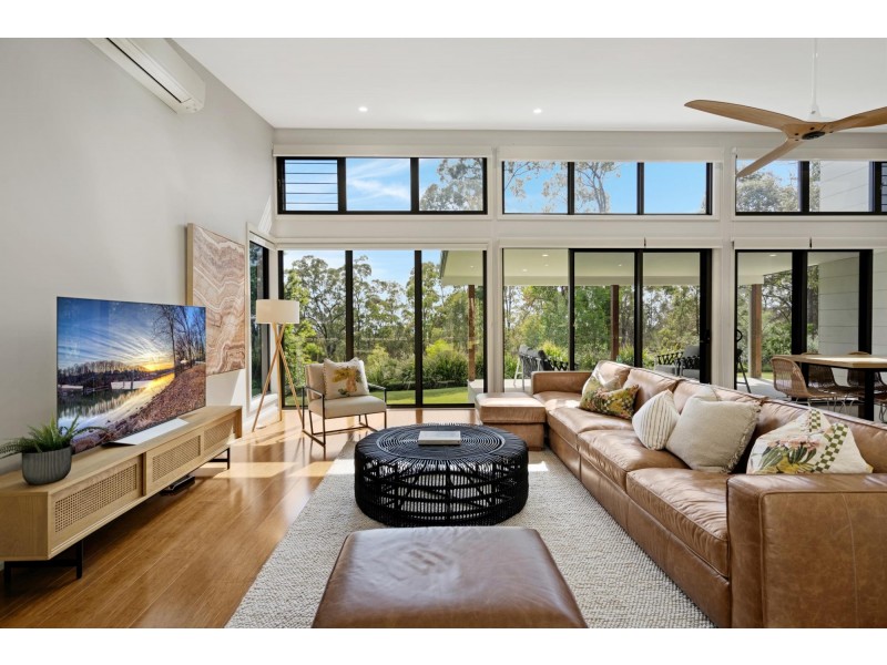 50-52 Forest Ridge Drive, Bonogin QLD 4213