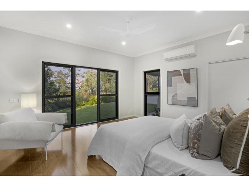 50-52 Forest Ridge Drive, Bonogin QLD 4213