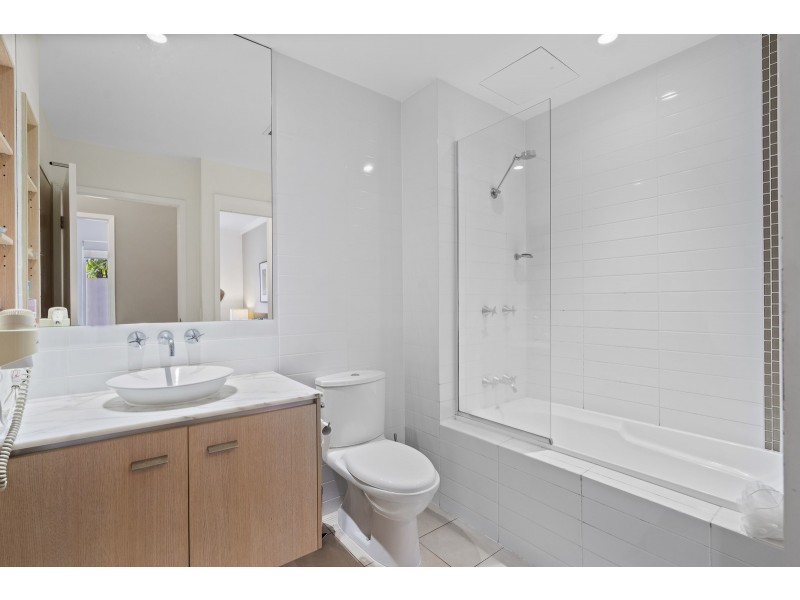 31/228 Varsity Parade, Varsity Lakes QLD 4227