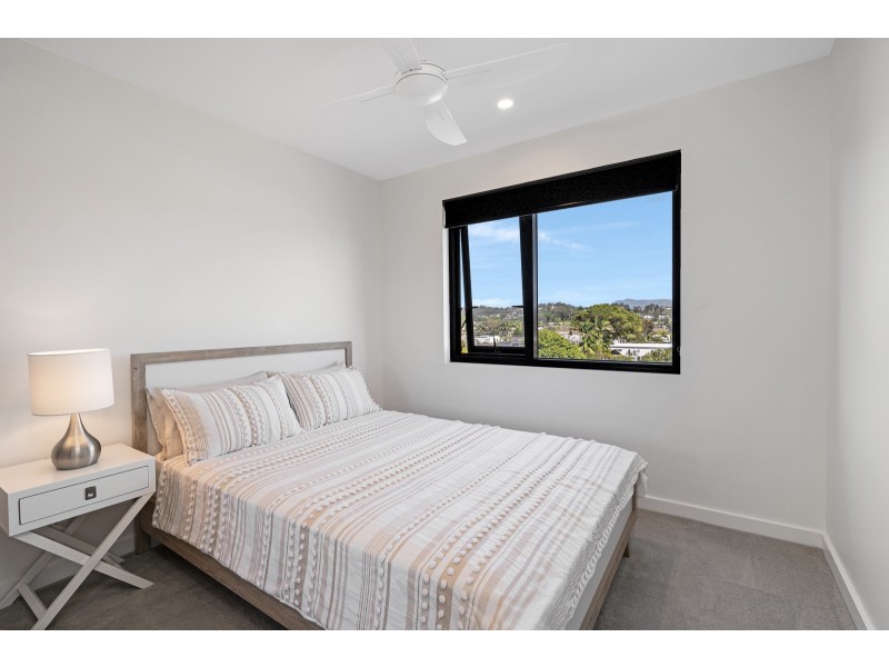 401/16-18 Seventh Avenue, Palm Beach QLD 4221