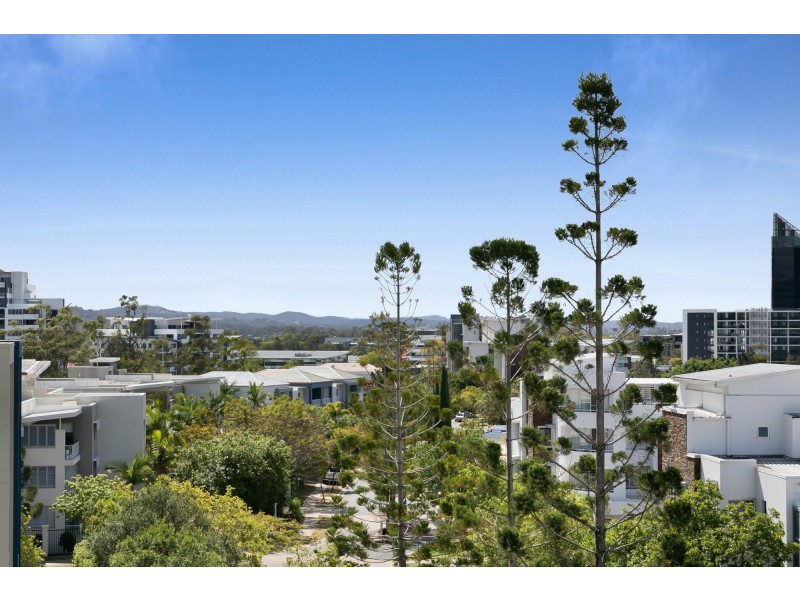 225/60 Riverwalk Avenue, Robina QLD 4226