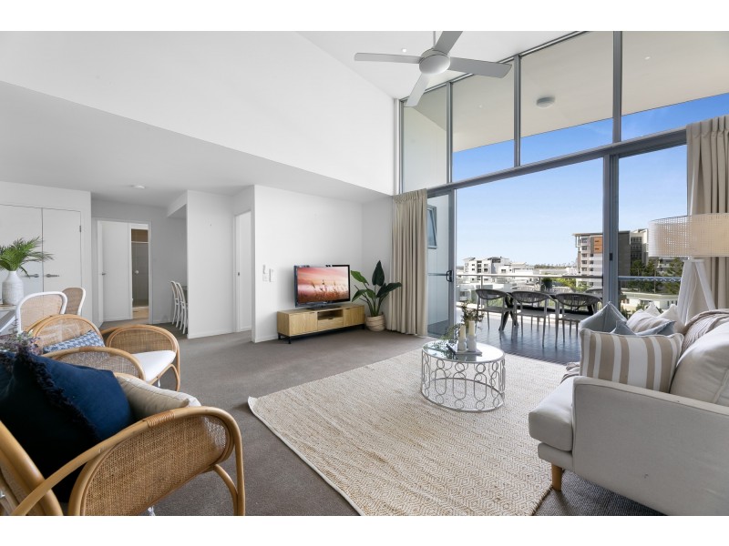 225/60 Riverwalk Avenue, Robina QLD 4226