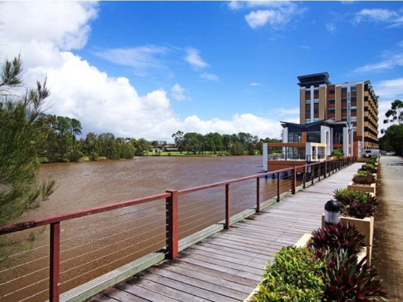 327/25 Lake Orr Drive, Robina QLD 4226