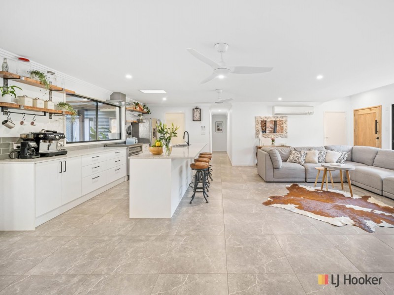 6 Carrama Court, Mudgeeraba QLD 4213