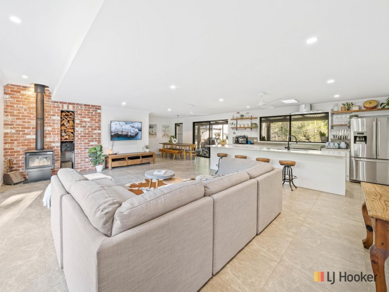 6 Carrama Court, Mudgeeraba QLD 4213