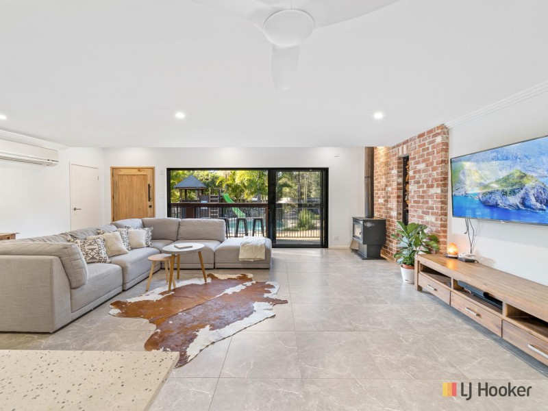6 Carrama Court, Mudgeeraba QLD 4213