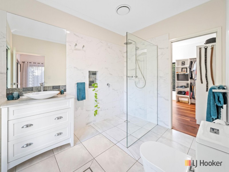 6 Carrama Court, Mudgeeraba QLD 4213