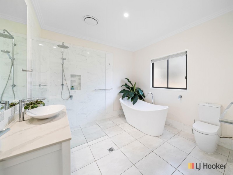 6 Carrama Court, Mudgeeraba QLD 4213