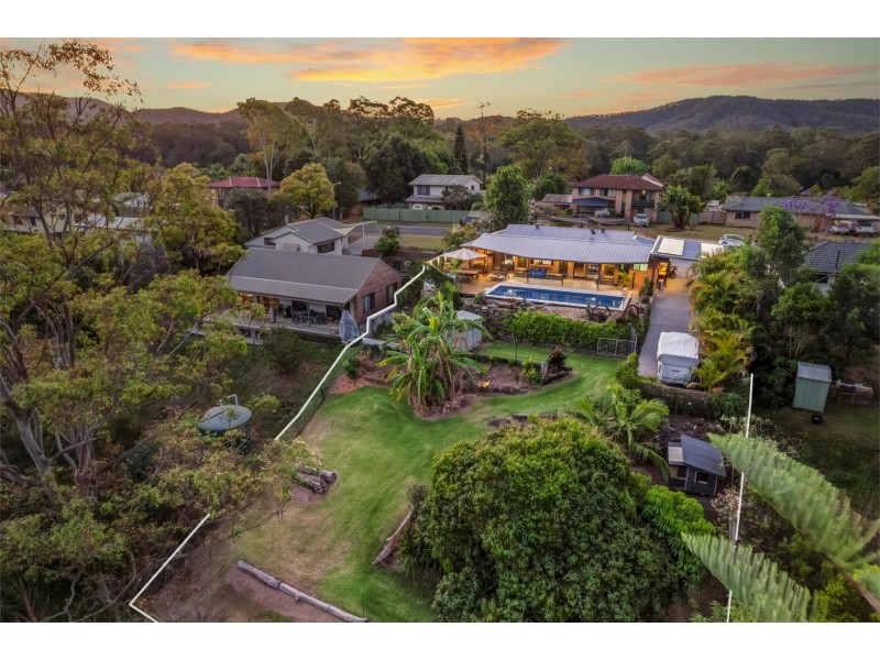 55 Merloo Drive, Nerang QLD 4211