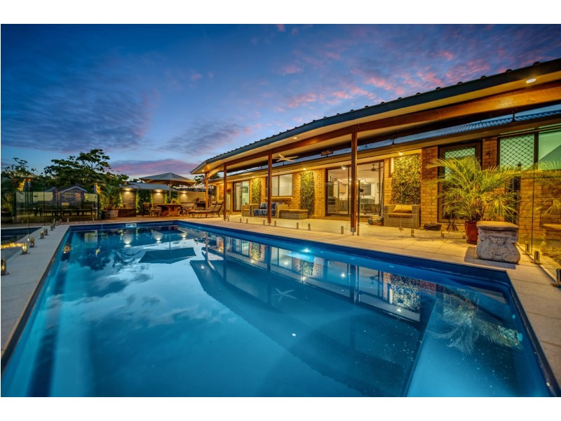55 Merloo Drive, Nerang QLD 4211