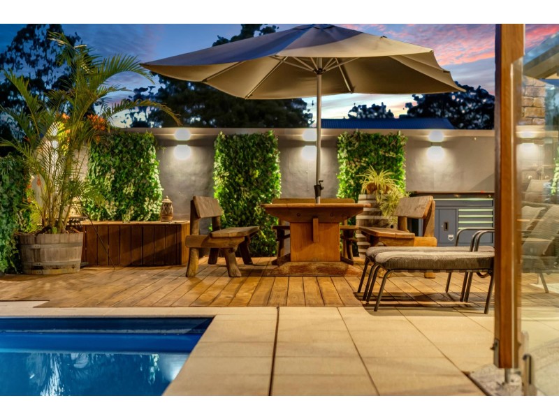 55 Merloo Drive, Nerang QLD 4211
