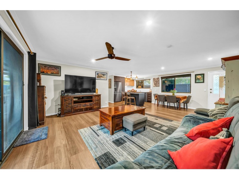 55 Merloo Drive, Nerang QLD 4211
