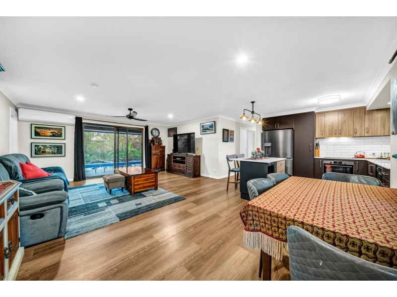 55 Merloo Drive, Nerang QLD 4211