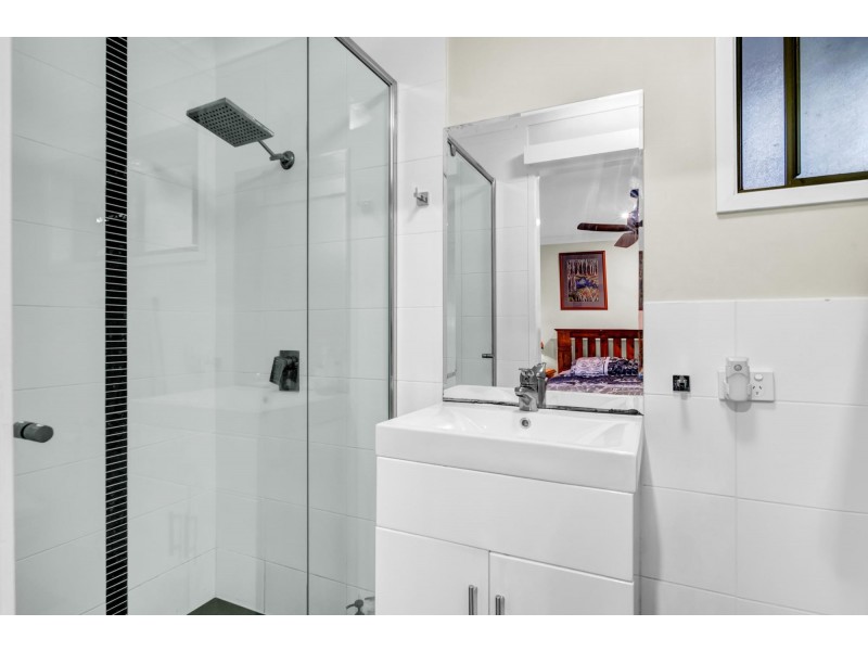 55 Merloo Drive, Nerang QLD 4211