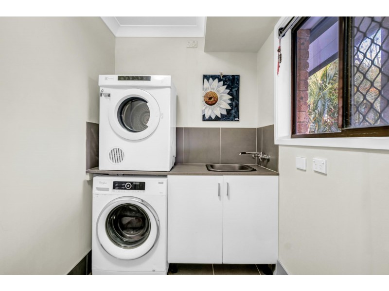 55 Merloo Drive, Nerang QLD 4211