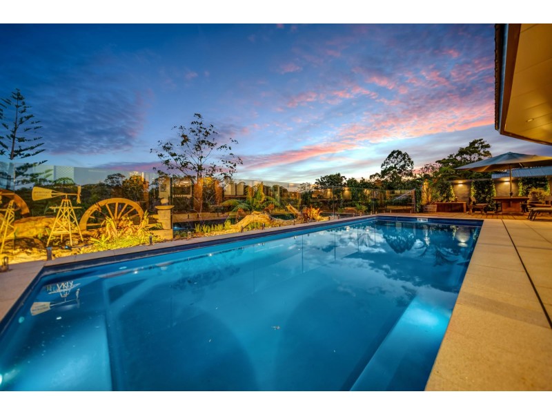 55 Merloo Drive, Nerang QLD 4211