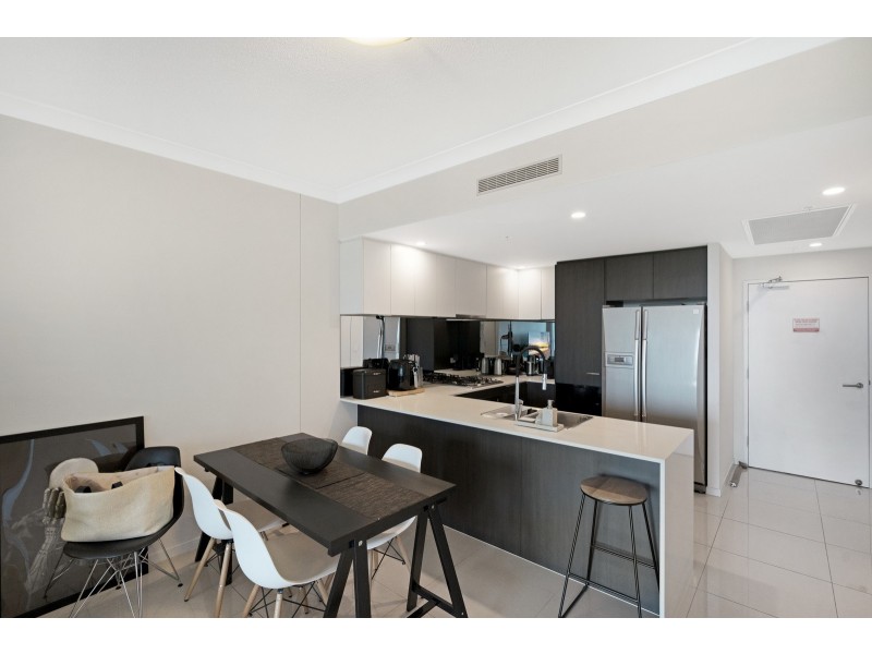 3801/25-31 East Quay Drive, Biggera Waters QLD 4216