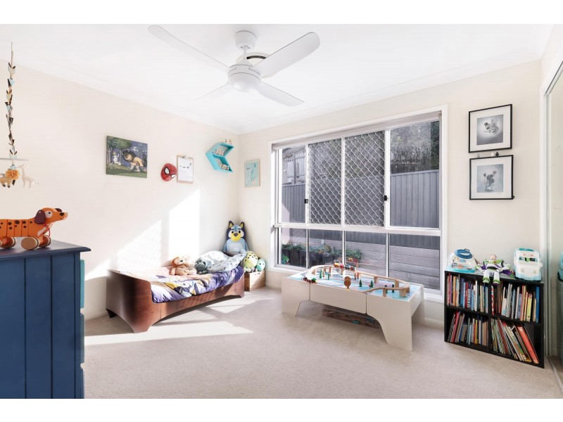 10 Ilminster Crescent, Mudgeeraba QLD 4213