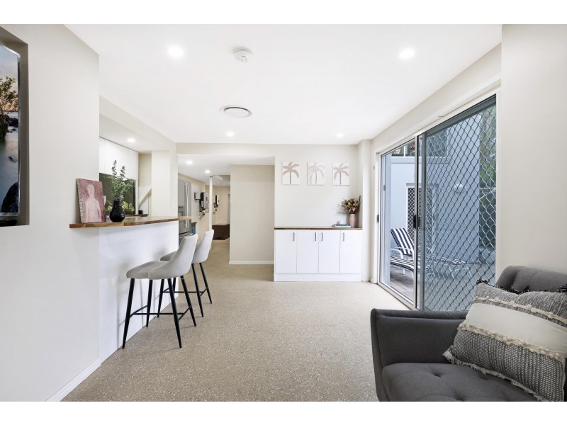 10 Ilminster Crescent, Mudgeeraba QLD 4213