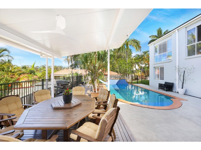 10 Ilminster Crescent, Mudgeeraba QLD 4213