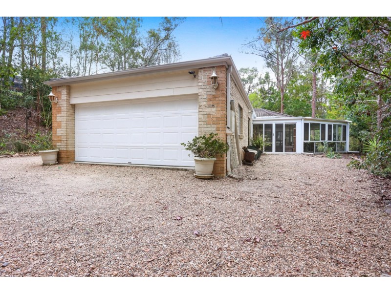 24 Strawberry Road, Mudgeeraba QLD 4213