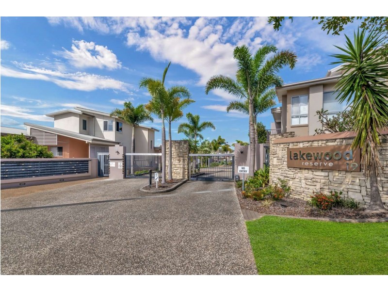 92/19 Carina Peak Drive, Varsity Lakes QLD 4227