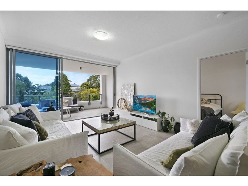 3120/397 Christine Avenue, Varsity Lakes QLD 4227