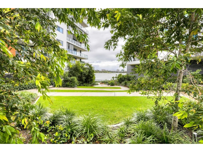 3120/397 Christine Avenue, Varsity Lakes QLD 4227