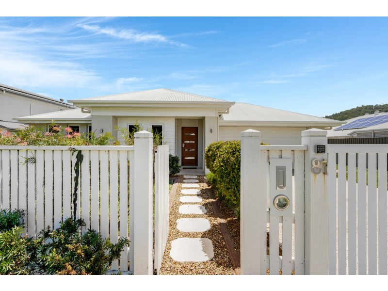 81 Peter Mills Drive, Gilston QLD 4211