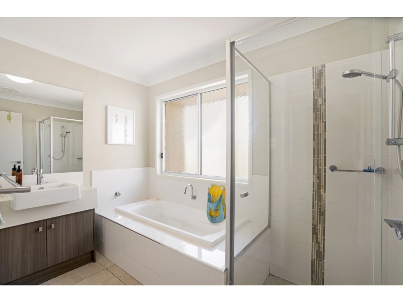 81 Peter Mills Drive, Gilston QLD 4211