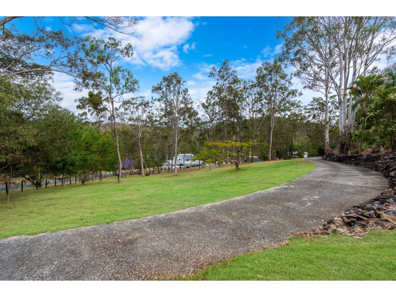 5 Gidya Road, Mudgeeraba QLD 4213