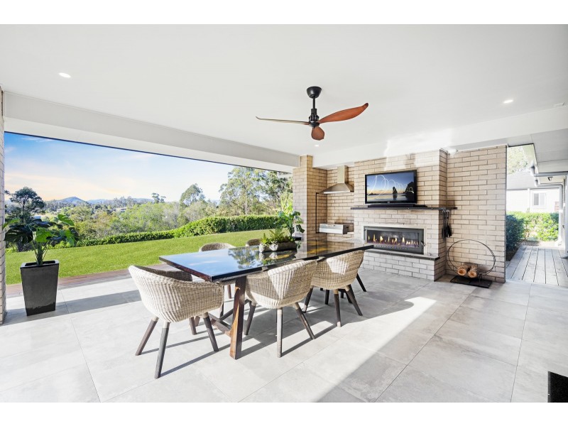 39 Whiptail Place, Advancetown QLD 4211