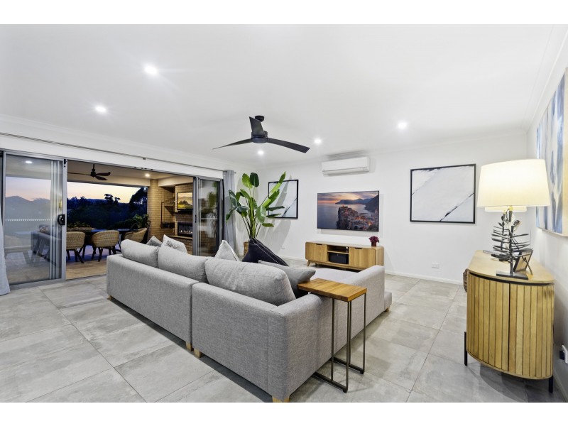 39 Whiptail Place, Advancetown QLD 4211