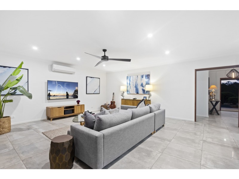 39 Whiptail Place, Advancetown QLD 4211