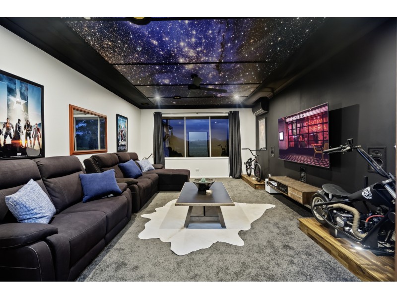 39 Whiptail Place, Advancetown QLD 4211