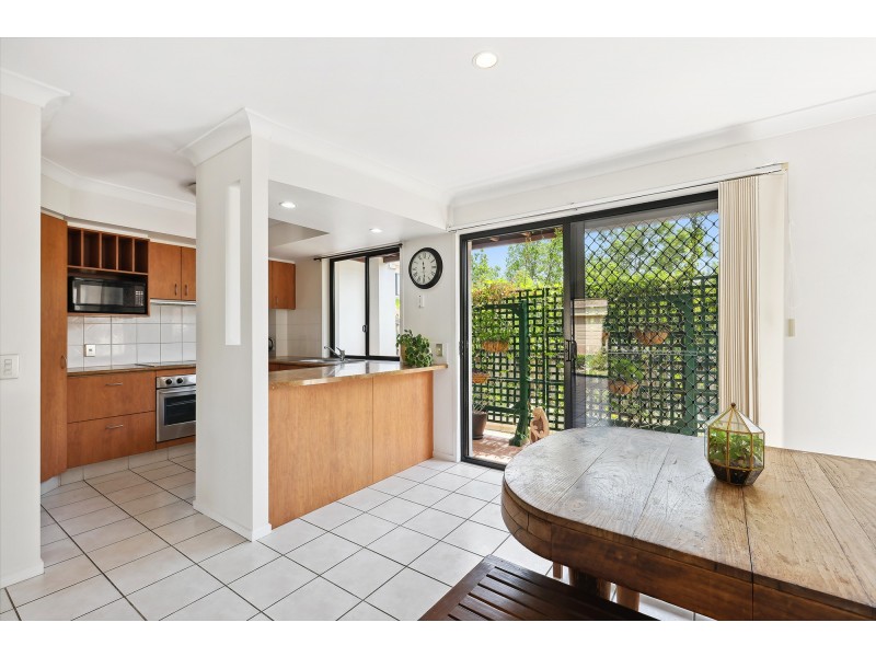 98/302 Christine Avenue, Varsity Lakes QLD 4227