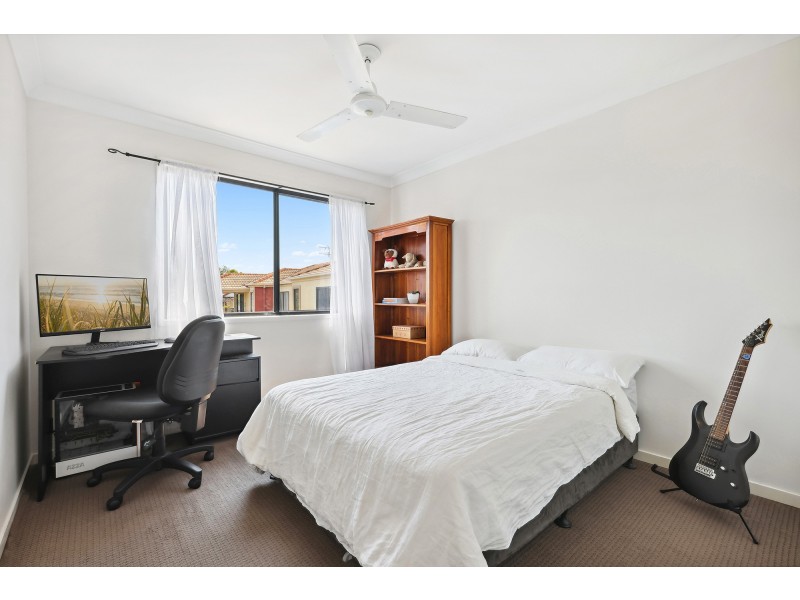 98/302 Christine Avenue, Varsity Lakes QLD 4227