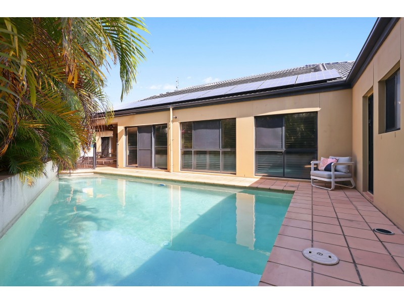 10 North Shore Avenue, Varsity Lakes QLD 4227