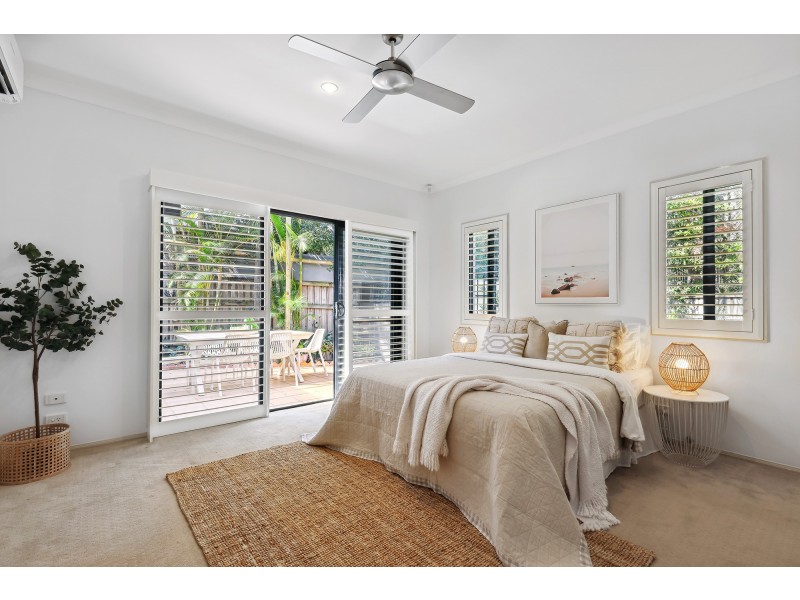 10 North Shore Avenue, Varsity Lakes QLD 4227