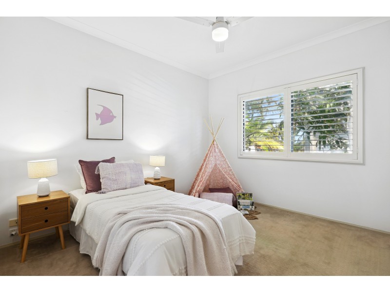 10 North Shore Avenue, Varsity Lakes QLD 4227