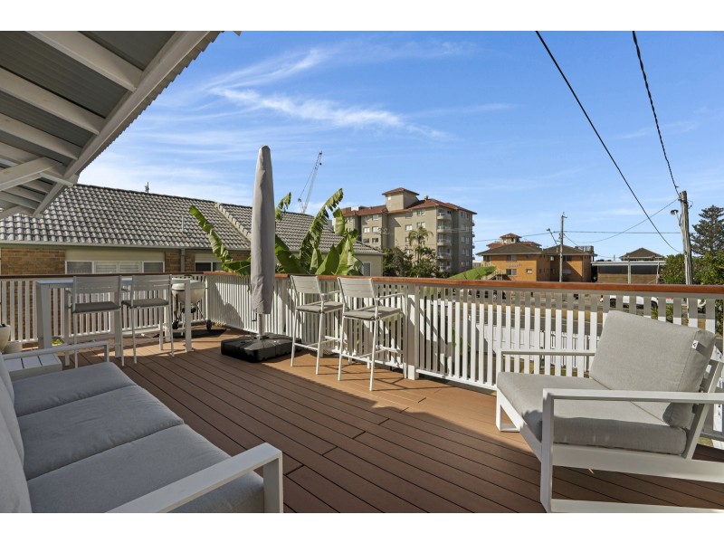 2/1424 Gold Coast Highway, Palm Beach QLD 4221