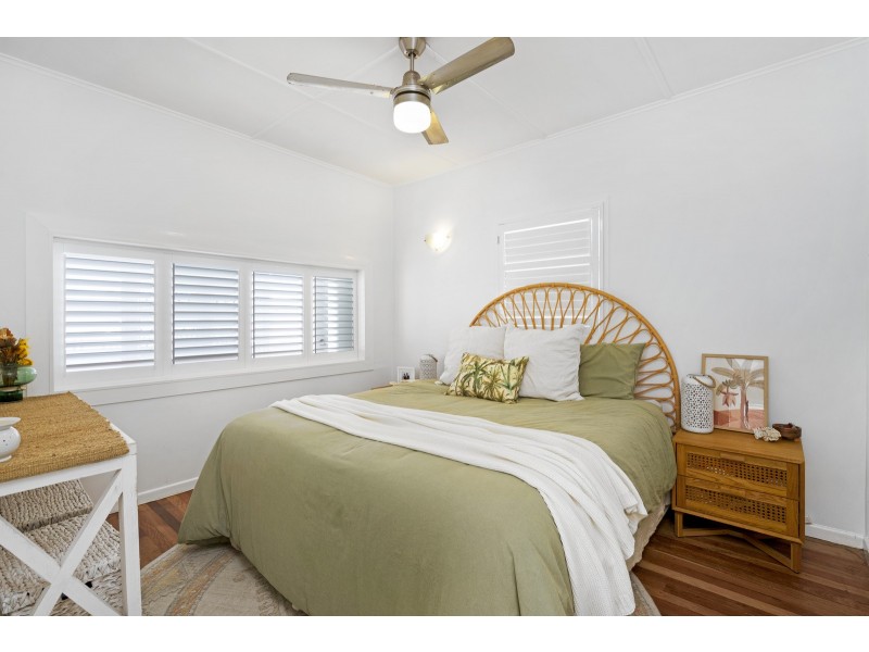 2/1424 Gold Coast Highway, Palm Beach QLD 4221