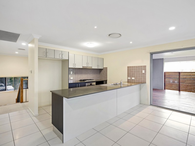 6 Berrimilla Lane, Coomera Waters QLD 4209