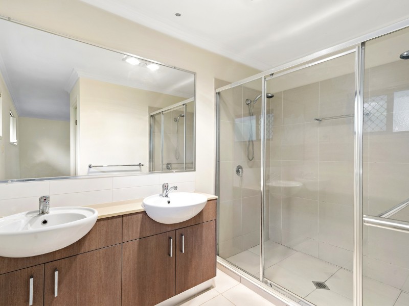 6 Berrimilla Lane, Coomera Waters QLD 4209