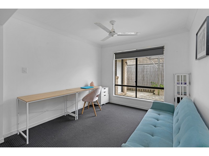 8 Goolwa Court, Pimpama QLD 4209
