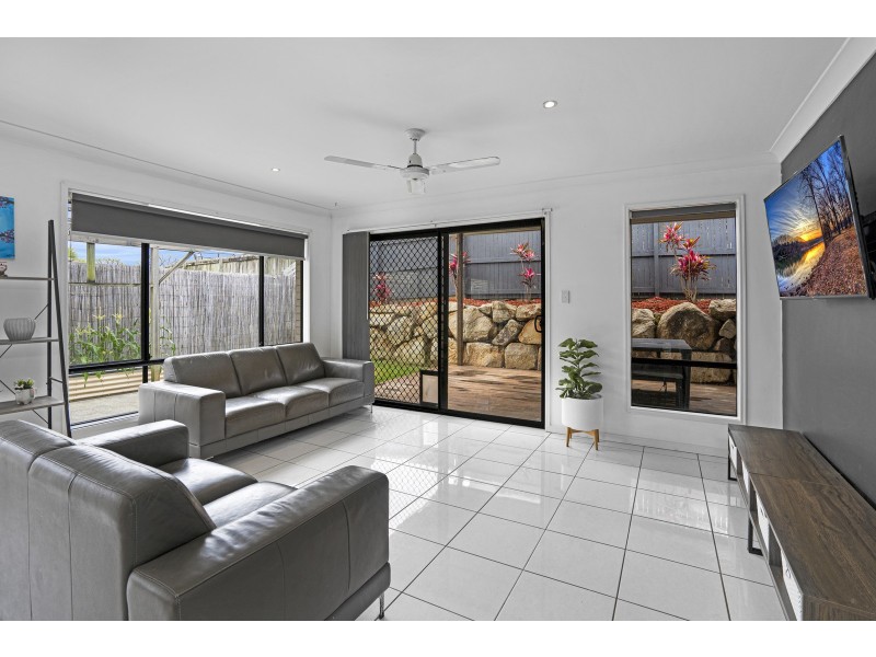 8 Goolwa Court, Pimpama QLD 4209