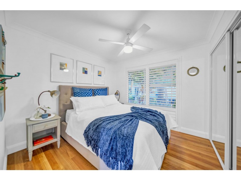1 The Cross Road, Currumbin Waters QLD 4223